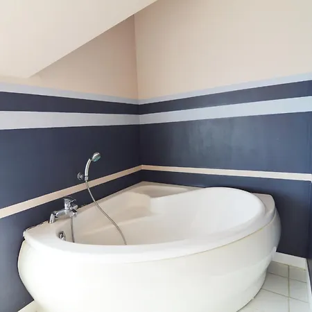 别墅 Luxury In Sourbrodt, Cleaning Included 索尔布罗特